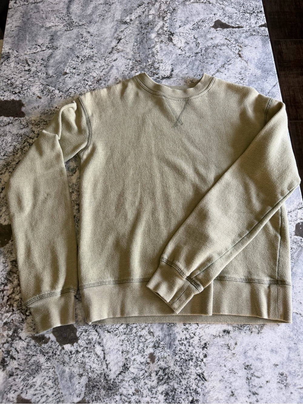 SO Women's Long Sleeve Crewneck Sweatshirt in Sage